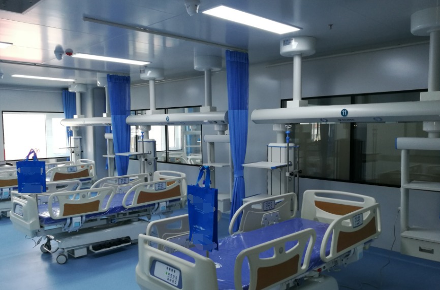 What are the characteristics of electric surgical bed functions
